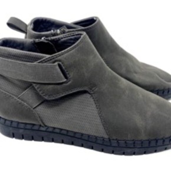 Easy Street Women's Julienne Ankle Bootie Gray/Black Size 6W Wide - Picture 2 of 7